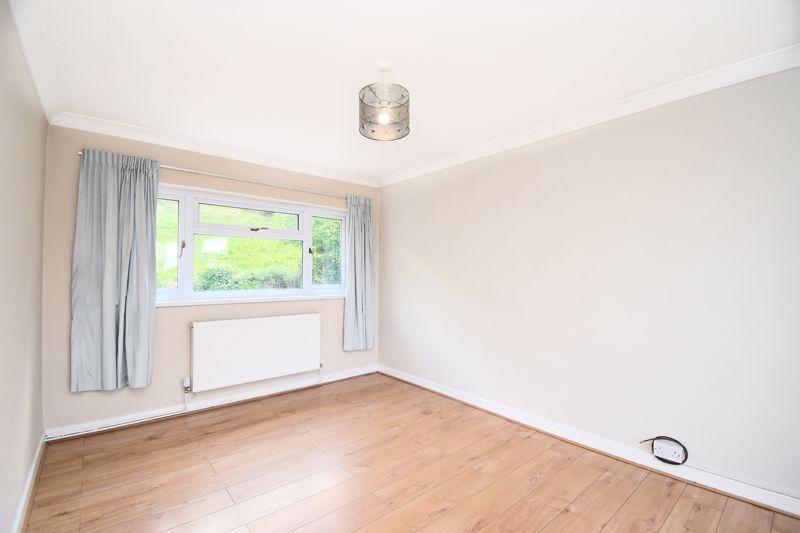 Bedroom- click for photo gallery